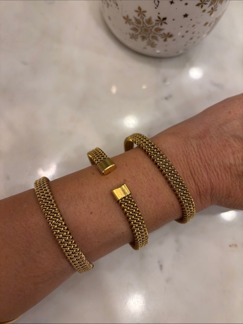 Gold Mesh Cuff Bracelet - Sleek Woven Design for Women